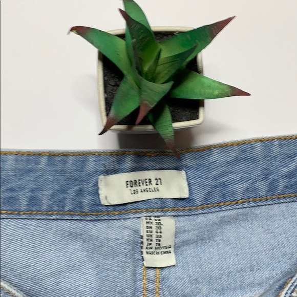 🌵Cheeky Forever 21 denim jean shorts - Picture 4 of 5
